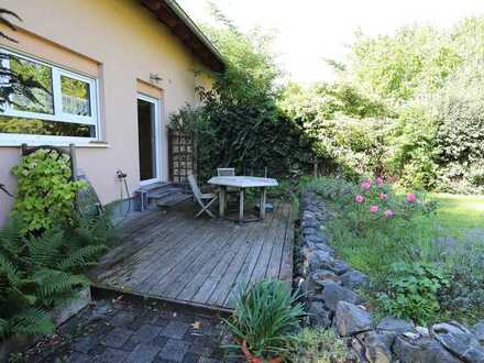 ** VISTA Immobilien** DHH im Herzen von Eberstadt-Helle & freundliche Räume-Praktische Aufteilung
