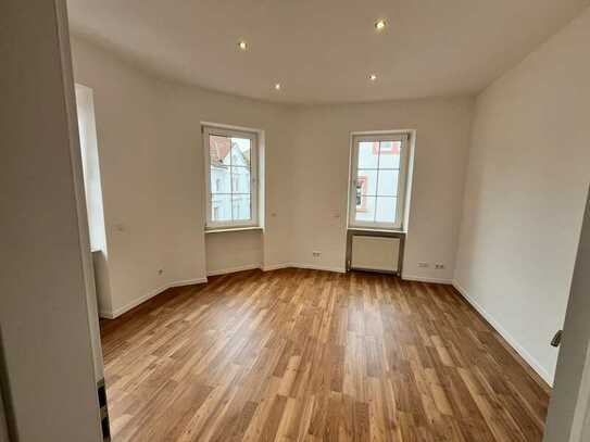 KL-City, komplett sanierte Maisonette Wohnung, 3 Zimmer, 2 Bäder, Ankleide