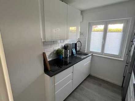 Großzügiges Reihenmittelhaus 6 Zimmer und großem Garten in Reutlingen