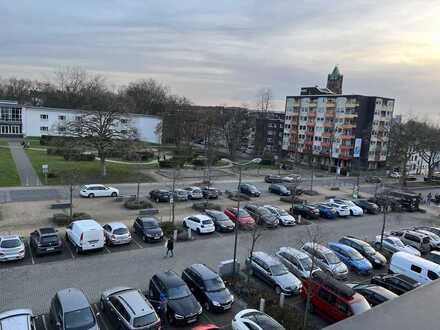 Mehrfamilienhaus , vermietet und mit Ausbaupotenzial in interessanter Lage