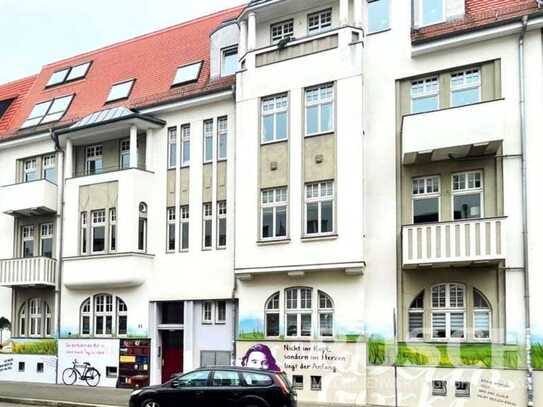 Attraktive 2-Raum-Wohnung in Stadtfeld Ost mit Balkon