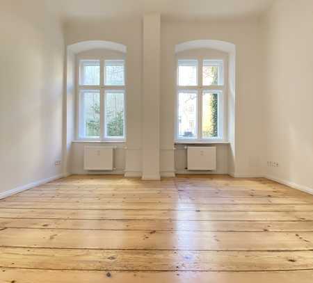 2 Zimmer Erdgeschosswohnung mit Einbauküche im Hinterhaus