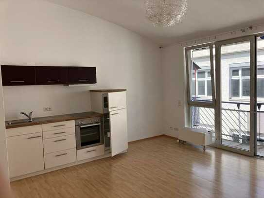 2-Zimmer-Wohnung mit Balkon und Einbauküche im Pforzheimer Rodgebiet