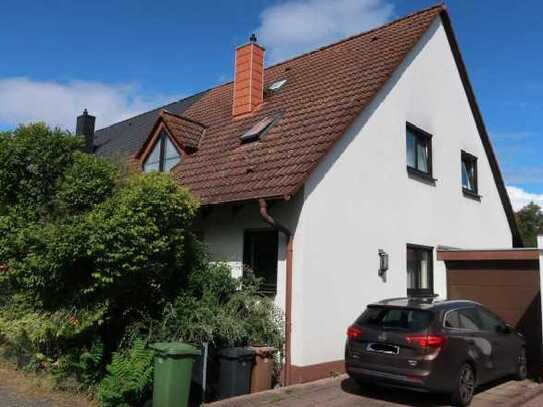 501 - Doppelhaushälfte mit Terrasse, Garten und Garage in guter Wohnlage in Lampertheim