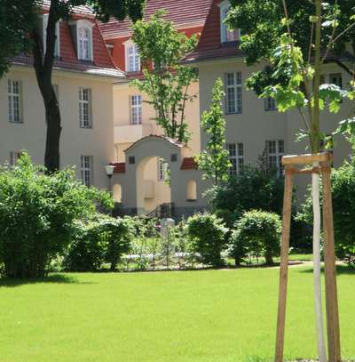 2 Zimmer im grünen Denkmal