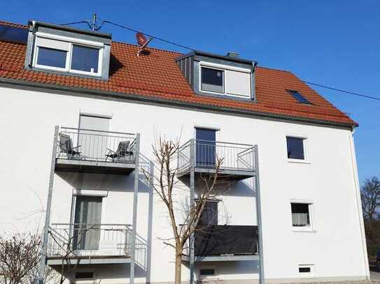 PENDLERWOHNUNG - Direkt am Bahngleis mit Südbalkon