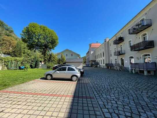 Denkmalschutz: Helle 3-Zimmer-Eigentumswohnung zum sofortigen Bezug in Dresden-Dölzschen