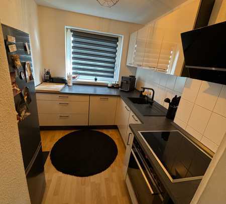 Vollmöbilierte 3 Zimmer Wohnung mit Einbauküche