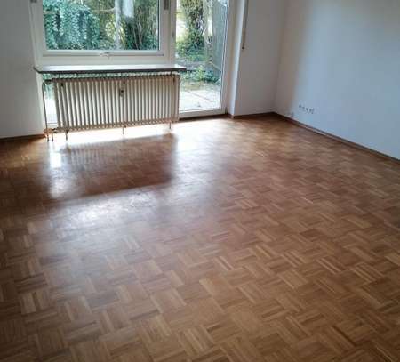 Renovierte 4 Zimmerwohnung mit kleiner Terrasse in Mosbach - Waldstadt