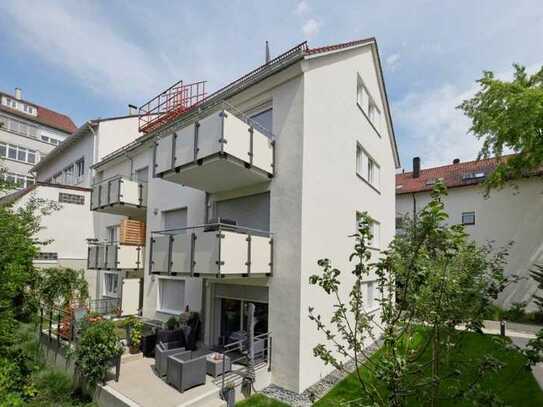 TOP moderne 2 Zimmer Wohnung. EBK ( Miele ), Garten, Terrasse