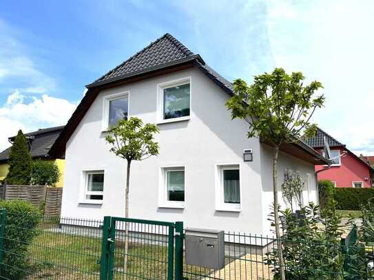 Elegantes Einfamilienhaus, Terrasse, Kamin, Wärmepumpe A+