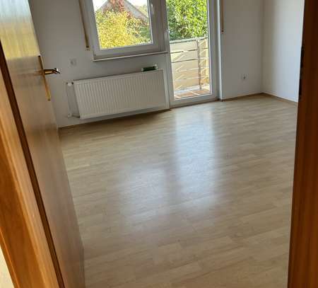 Attraktive und modernisierte 3-Zimmer-Wohnung in Hammersbach mit Balkon