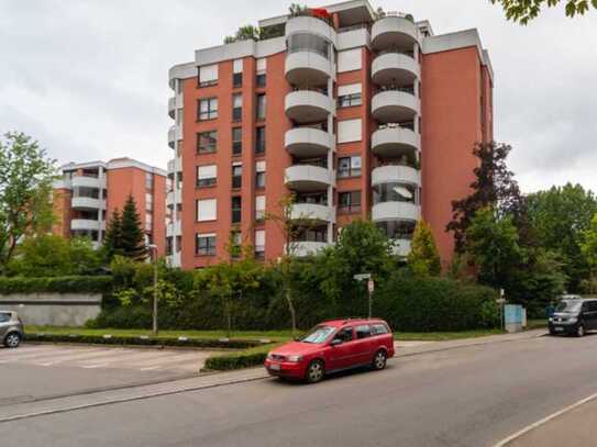 Exklusive, modernisierte 3,5-Zimmer-Wohnung mit Balkon in Sindelfingen