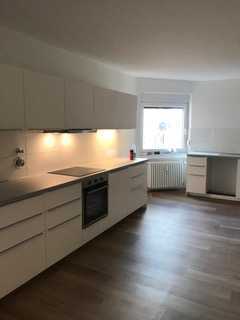 Großzügige 2,5-Raum-Wohnung, Oststadt