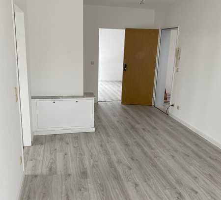 Helle Renovierten 2 Zimmer Wohnung in Simmerath Mit Freien Blick und Stellplatz