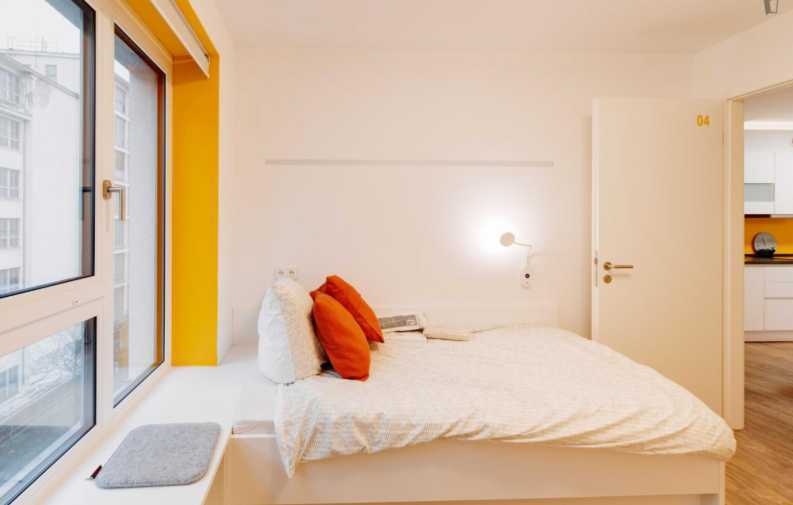 Schnapp dir deine Freunde! Möblierte 4er-WG zum Semsterstart frei !