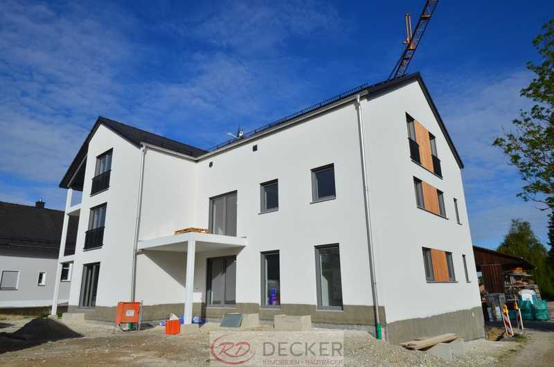                                                               Wohnen mit Freiraum direkt an der Vils ++Decker Immobilien++                                                       in Velden (Landshut)