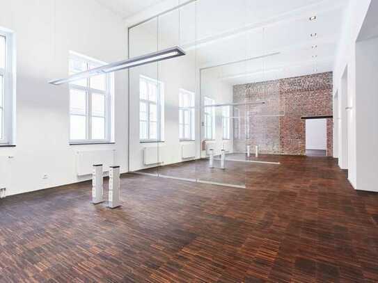 E42.001 - Außergewöhnliches Loftbüro 270 m² im historischen Wiegehaus