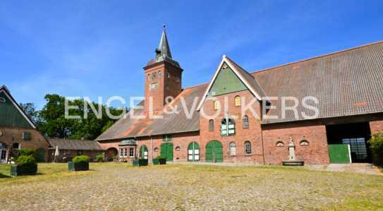 Beindruckendes Anwesen mit Geschichte unweit der Nordsee