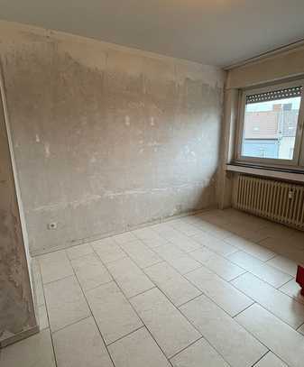 Freundliche, helle und ruhige 2-Zimmer-Wohnung mit Balkon in Düren Birkesdorf