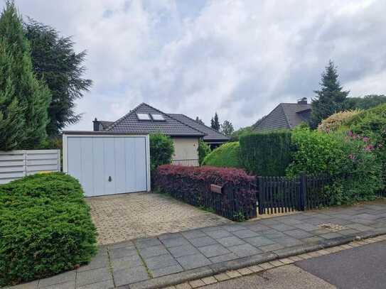 7-Zimmer-Haus ideal für Familien oder Heimarbeiter mit schönem Garten in Meckenheim-Merl