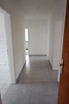 EG-Whg 3-Zi, Küche, Fenster-Bad, Balkon in Wolfenbüttel zu vermieten