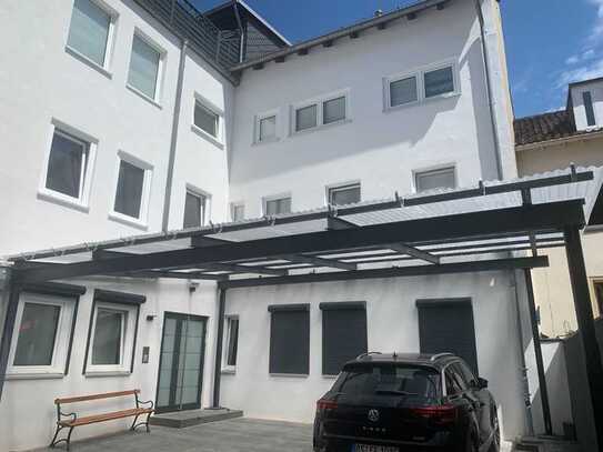 Modernisierte Erdgeschosswohnung im Braunschweiger Magniviertel mit Terrasse und Parkplatz