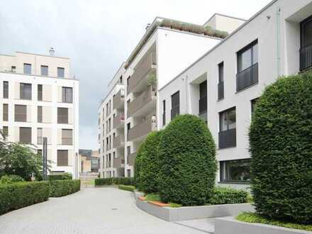 Stylische 3-Zimmer-Wohnung mit Luxuseinbauküche und Klimaanlage.