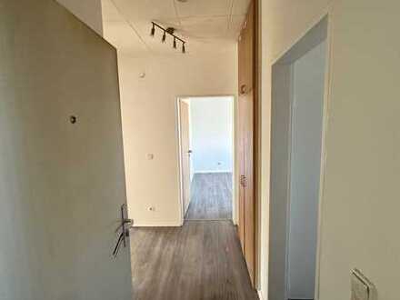 * Frisch renovierte 3,5-Zimmer Wohnung mit Balkon in Gladbeck *
