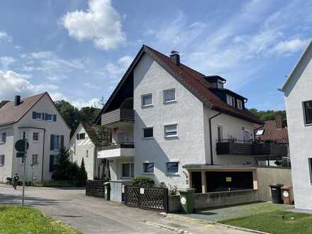 Attraktive 3 + 2 Zimmer-Wohnung in absolut ruhiger TOP-Lage von Stuttgart "Auf dem Haigst"