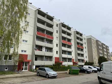 Familien sind hier ❤️ lich willkommen ! 3-Zimmer Wohnung mit Badewanne und Balkon, Parkplatz TOP