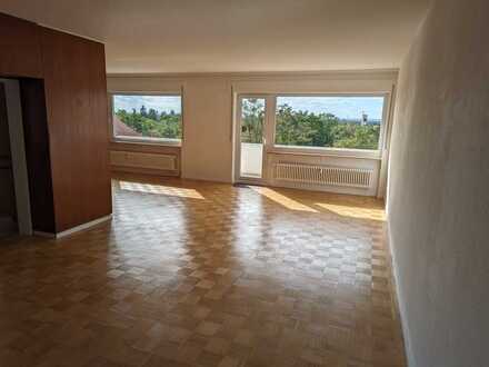 Stilvolle 3,5-Zimmer-Wohnung mit Balkon und Einbauküche in Darmstadt-Süd