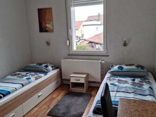 WG Zimmer mit Internet, TV, Gästeküche, Etagendusche/Wc und Waschmaschine