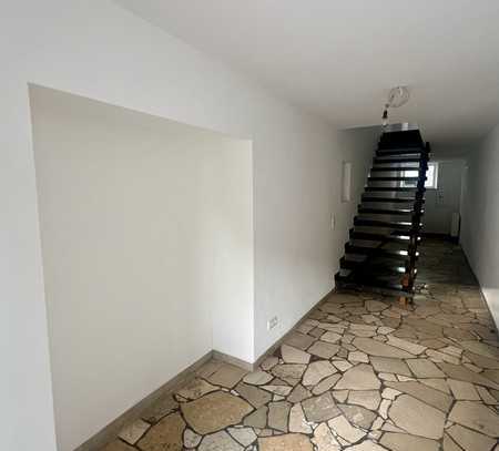 Hochwertig renoviertes Reihenmittelhaus in Straubing