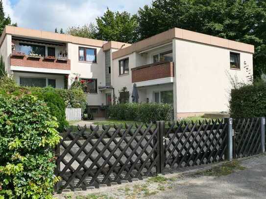 Ruhig Wohnen am Park: 3-Zimmer-Wohnung mit Balkon - KFZ-Stellplatz - bezugsfrei