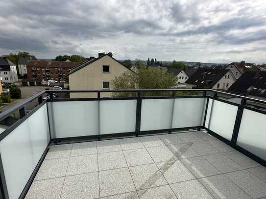 3-Raum-Wohnung mit schöner Aussicht in Niedrig-Energie-Haus mit Balkon in zentraler Lage in BI