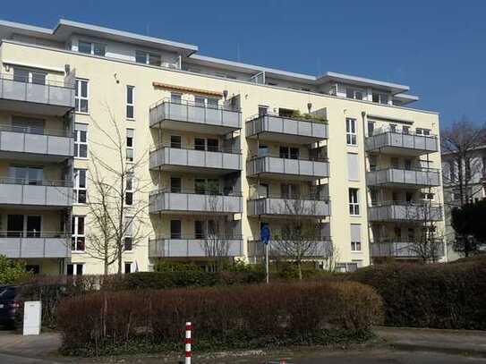 2-Zimmer-Wohnung mit Balkon, Aufzug und Einbauküche in Darmstadt-Bessungen