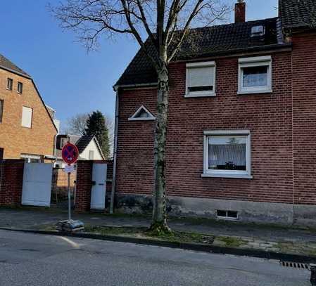 ACHTUNG GRUNDSTÜCKSLIEBHABER in zentraler Lage von KAARST-BÜTTGEN.