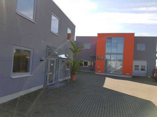 *****RESERVIERT*****Lager-/Produktionshalle*moderner Büro- & Solzialkomplex*PV*KRAN
