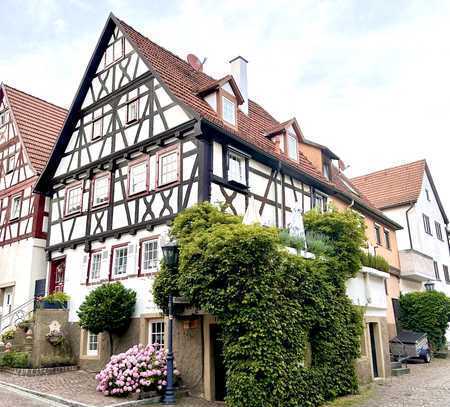 Provisionsfrei: Wunderschönes Fachwerkhaus mit modernem Komfort und historischem Flair