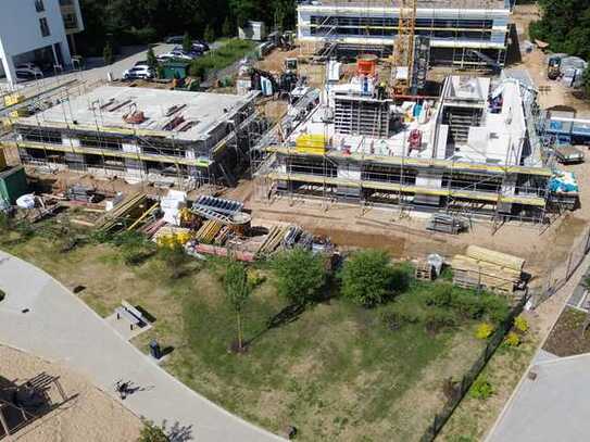 Reihenmittelhaus mit Keller, Garage und Garten in Süd-West Lage