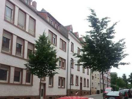 148.07 Schöne 2 ZKB Wohnung Schwanenstraße 39 in Pirmasens