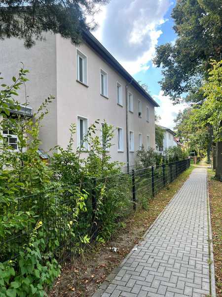 4 % Rendite*AB vorhanden! top saniertes Mehrfamilienhaus mit 5 Wohneinheiten in Villen Lage