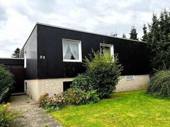 Architektenhaus mit Schwimmbad und Sauna in Zetel zu verkaufen.