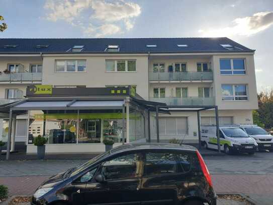 Exklusive, sanierte 3-Zimmer-Wohnung mit top Einbauküche und Sonnenbalkon in Meerbusch-Büderich