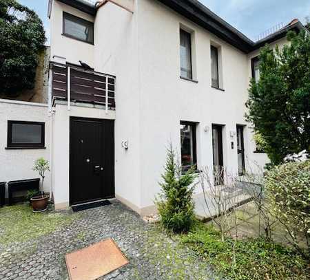 Super "HAUS-MAISONETTE" auf 3 Wohnebenen, Tiefgarage, Einbauküche & 30 m² großer Keller