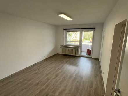 1,5-Zimmer-Wohnung, neu renoviert, mit Balkon und EBK in Worms - Neuhausen