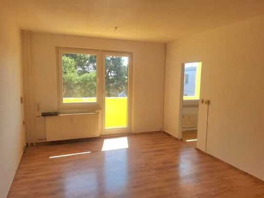 Preiswerte 2-Zimmer- Wohnung mit Balkon,Öffentliche Besichtigung ist am 18.9. um 15.00 Uhr