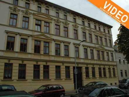 attraktive 4- Zimmerwohnung mit Laminat und Balkon