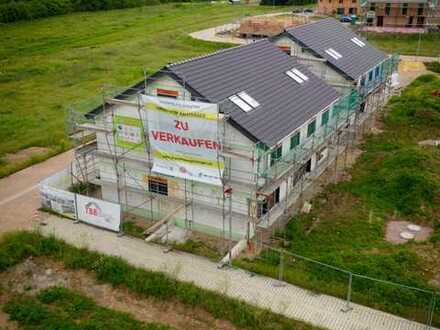 Hochwertige Doppelhaushälfte mit Terrasse Garten & Garage